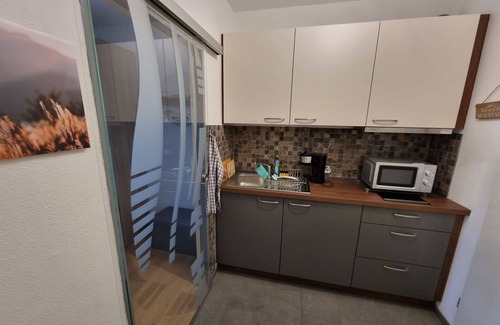 Hoechenschwand Apartment | Beautiful apartment for 2 people with pool, WIFI, TV, balcony, pets allowed and parking