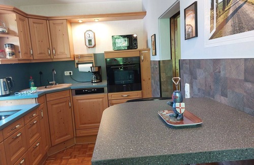 Springstille Apartment | Beautiful apartment for 4 guests with WIFI, TV, patio and parking