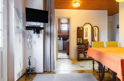Szantod Apartment | Beautiful apartment for 4 people with A/C, WIFI, TV, terrace and parking