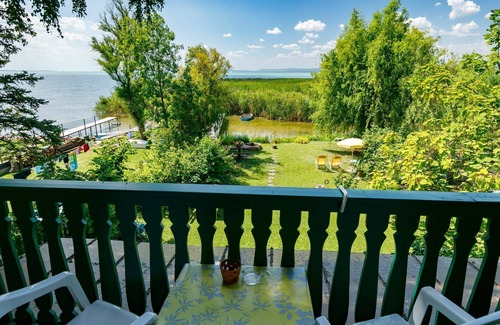 Szantod Apartment | Beautiful apartment for 4 people with A/C, WIFI, TV, terrace and parking