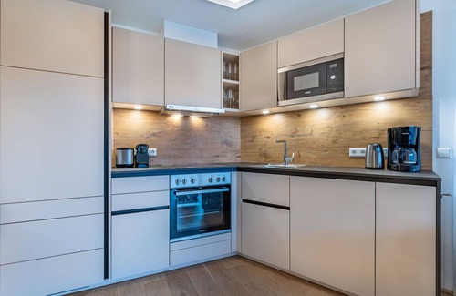 Annenheim Apartment | Beautiful apartment for 3 guests with WIFI, TV, balcony and parking