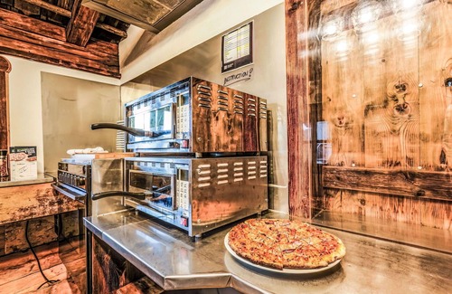 Pfarrwerfen House | Beautiful apartment in villa for 6 people with WIFI, TV, terrace, pets allowed and parking