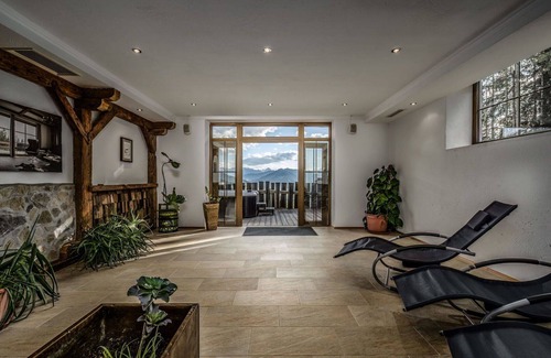 Pfarrwerfen House | Beautiful apartment in villa for 6 people with WIFI, TV, terrace, pets allowed and parking