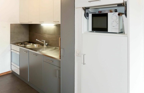 Granges House | Beautiful apartment in villa for 8 guests with WIFI, TV, terrace, pets allowed and parking