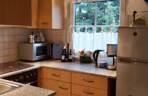 Rudow Apartment | Beautiful apartment close to the city in the green south of Berlin for max.4pers