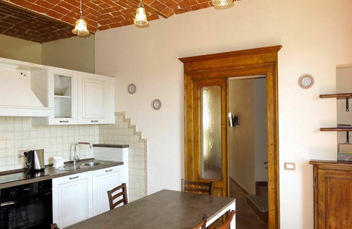 Cossombrato Apartment | Beautiful apartment for 9 people with A/C, pool, WIFI, TV, patio and pets allowed