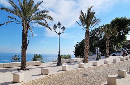 Latte Apartment | Beautiful apartment for 4 people with pool, WIFI, A/C, TV, terrace, pets allowed and parking