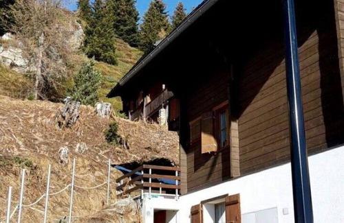 Bettmeralp Apartment | Beautiful apartment for 4 people with WIFI, TV and balcony