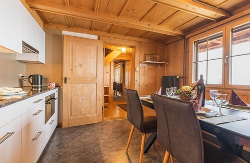Schwenden Apartment | Beautiful apartment for 4 people with WIFI, TV, balcony and pets allowed