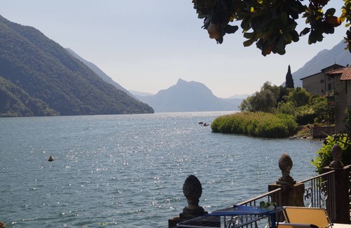 Cressogno Apartment | Beautiful apartment directly on Lake Lugano with private lake terrace