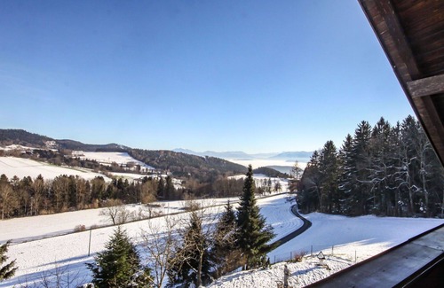 Magdalensberg Apartment | Beautiful apartment for 6 guests with WIFI, pool, TV, patio, panoramic view and parking