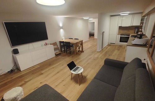 Lenk Apartment | Beautiful apartment for 5 guests with WIFI and balcony