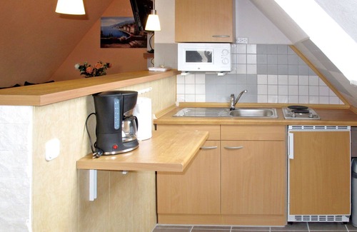 Verchen Apartment | Beautiful apartment for 4 guests with WIFI, TV, patio and pets allowed