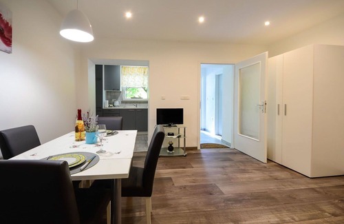 Mihotici Apartment | Beautiful apartment for 2 guests with WIFI, A/C, TV, terrace and parking