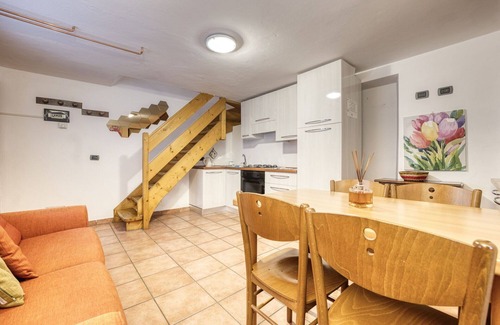 Macugnaga Apartment | Beautiful apartment for 2 guests with TV, pets allowed, panoramic view and parking