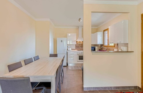 Pietroso Apartment | Beautiful apartment with A/C, pool, WIFI, TV, patio, pets allowed, panoramic view and parking