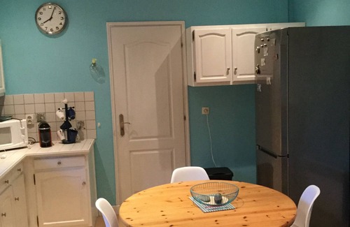 Cote de Granit Rose Condo | Beautiful apartment 300 m from the beach in Trébeurden for 5 people