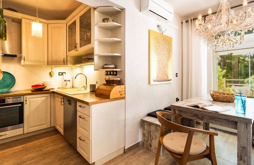Ivan Dolac Apartment | Beautiful apartment in Ivan Dolac
