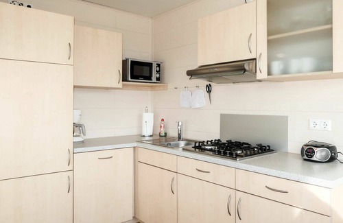 Bad Emstal House | Beautiful apartment in villa for 5 guests with WIFI, pool, TV, terrace, pets allowed and parking