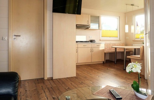 Bad Emstal House | Beautiful apartment in villa for 5 guests with WIFI, pool, TV, terrace, pets allowed and parking