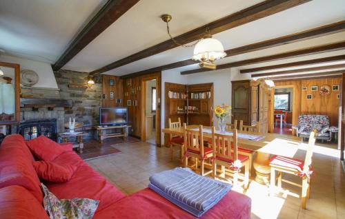 Vollon Apartment | Beautiful Apartment In Brusson Ao