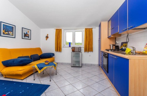 Sveti Ivan Dobrinjski Apartment | Beautiful apartment in Malinska