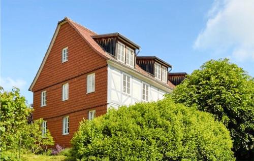 Morschen Apartment | Beautiful Apartment In Morschen