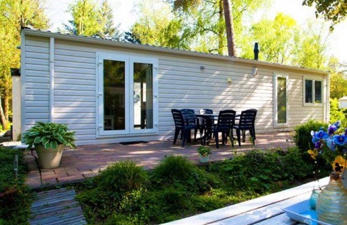 Schaarsbergen House | Beautiful apartment in villa for 2 people with pool, WIFI, TV, terrace and parking