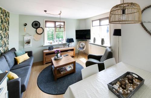 t Zand Apartment | Beautiful Apartment in Callantsoog near Beach