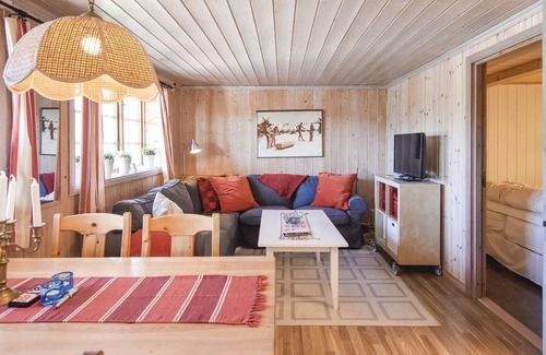 Langav Apartment | Beautiful Apartment in Sysslebäck With 2 Bedrooms and Wifi