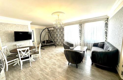 Kentron Apartment | Beautiful apartment in Yerevan)