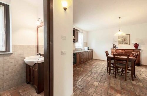 Povoletto House | Beautiful apartment in villa for 4 guests with A/C, WIFI, pool, TV, terrace and pets allowed