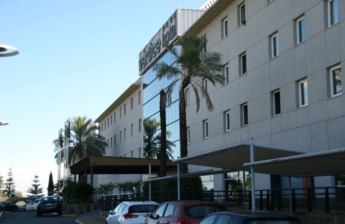 Bormujos Apartment | Beautiful apartment just 10 minutes from the center of Seville