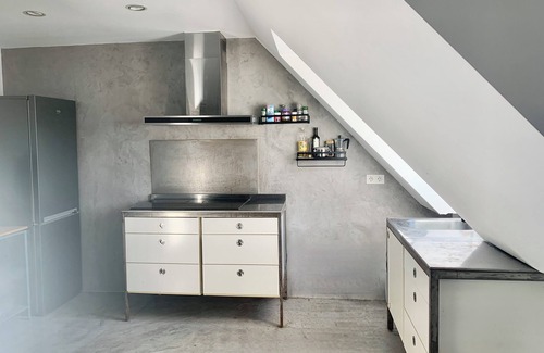 Moosach Apartment | Beautiful attic-apartment