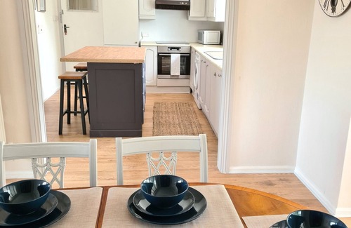 Little Walsingham Ski Chalet | Beautiful Beach Chalet Bungalow in North Norfolk Coastline