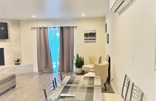 Marina Peninsula Apartment | Beautiful Beach Condo 2 bedrooms