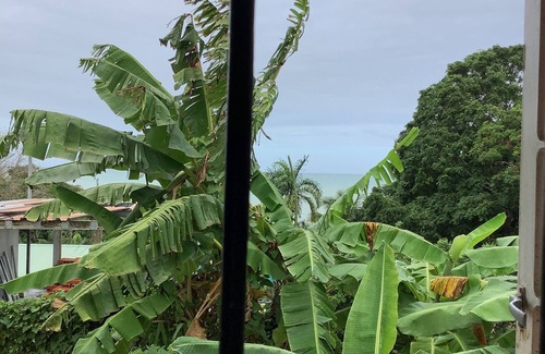 Trinidad House | Beautiful beach house bed and breakfast, with beach access.