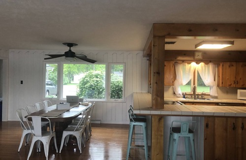 Twin Lake House | Beautiful beach house, luxury family retreat - 227 ft sandy beachfront! Hot Tub!