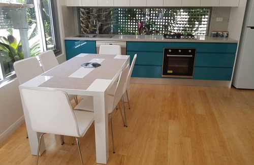 Maroubra Cottage | Beautiful Beach-side cottage with lap pool in North Maroubra close to Coogee