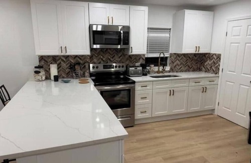 Bonita Shores Apartment | Beautiful Beach Oasis