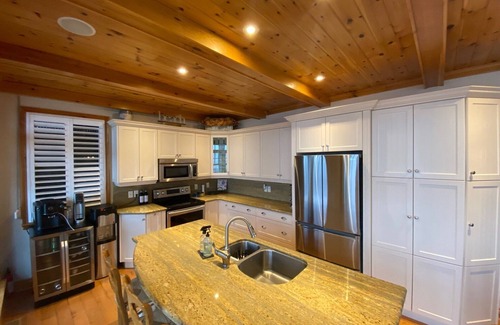 Long Point Cottage | Beautiful Beachfront Family Cottage