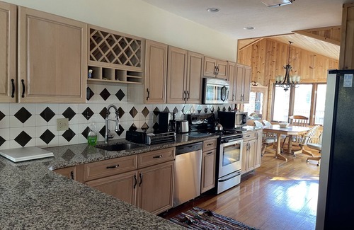 Vermilion House | BEAUTIFUL BEULAH BEACH - GORGEOUS BEACH, WONDERFUL VACATION GETAWAY