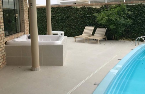 Jurere Internacional House | Beautiful house in Jurerê International