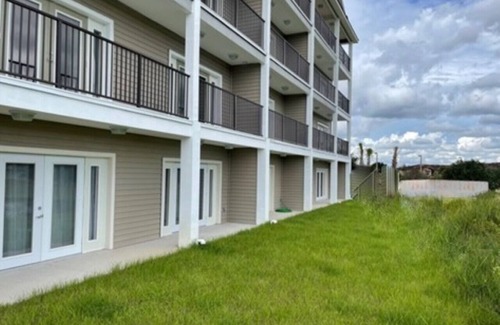 Regal Palms Condo | Beautiful, Brand New 2 Bedroom /2 Bathroom Condos at The Retreat at Regal Palms