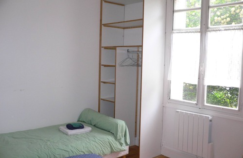 Le Mesnil-Esnard House | Beautiful bright room