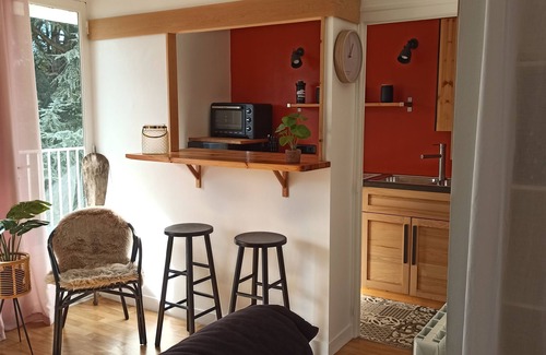Le Pouliguen Apartment | Beautiful, bright studio with balcony, seafront