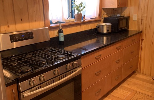 Frisco House | Beautiful Cabin in Frisco. Walk to town. Bike and ski from the front door.