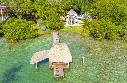 Buenavista Cabin | Beautiful Cabin with private dock in Bacalar Lake