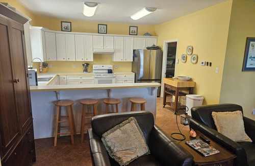 Lake Charles House | Beautiful Calcasieu Lake Views from Old Settlement Home.