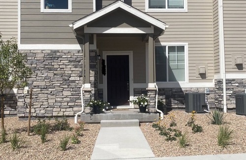 Castle Rock House | Beautiful Castle Rock Townhouse